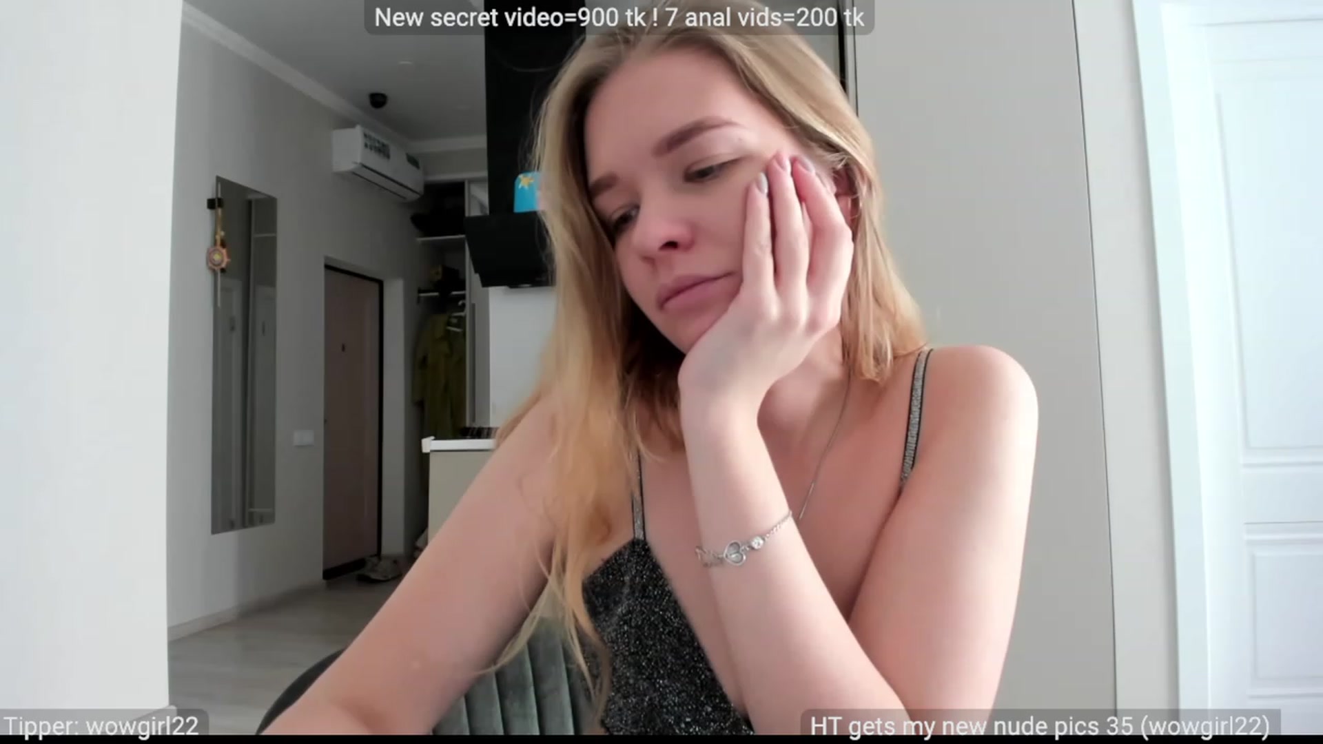 Gallery image thumbnail from WonderMama's myfreecams stream on, 01/23/2023, 09:25 image 12 of 20