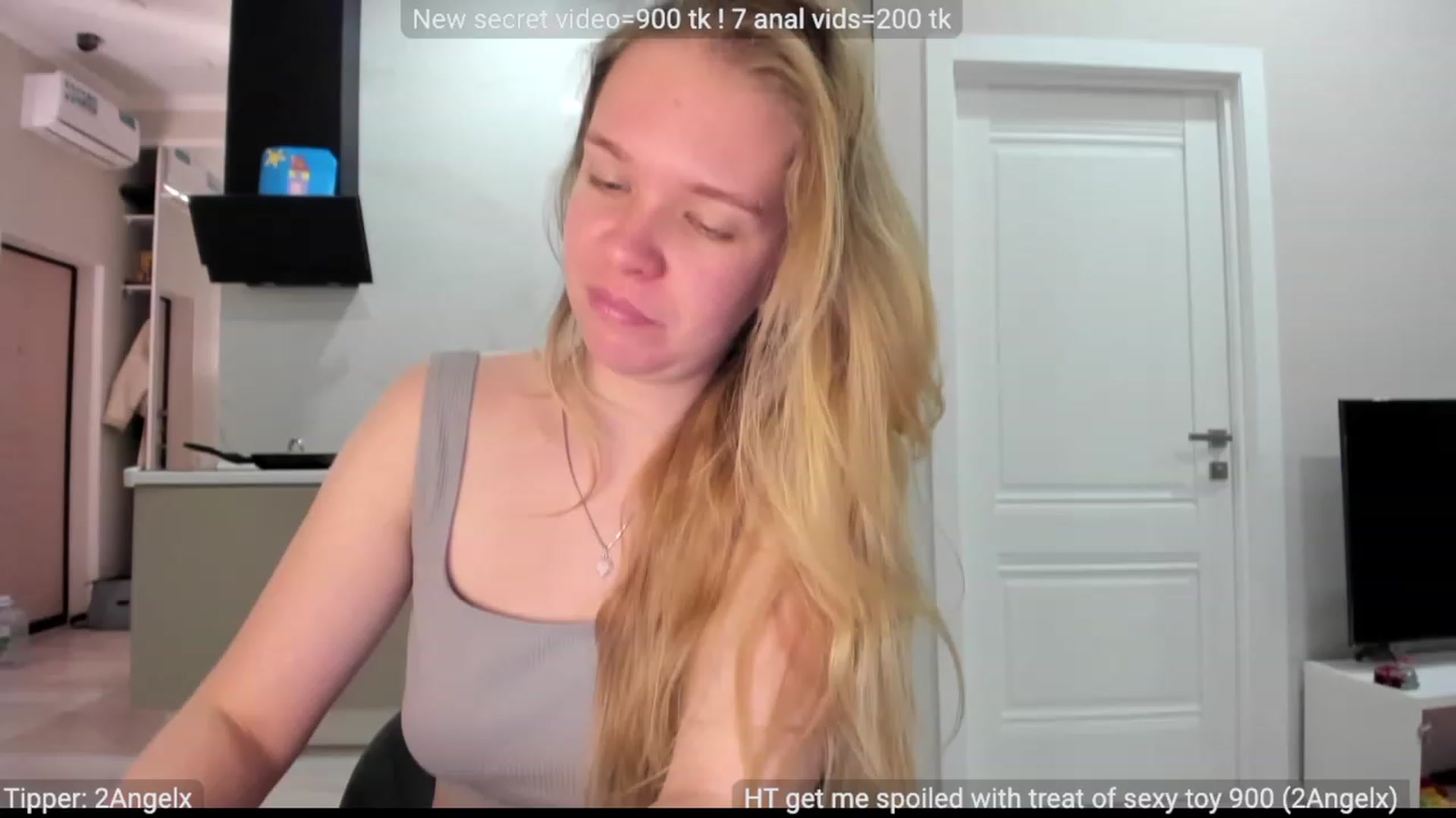 Gallery image thumbnail from WonderMama's myfreecams stream on, 01/25/2023, 21:43 image 19 of 20