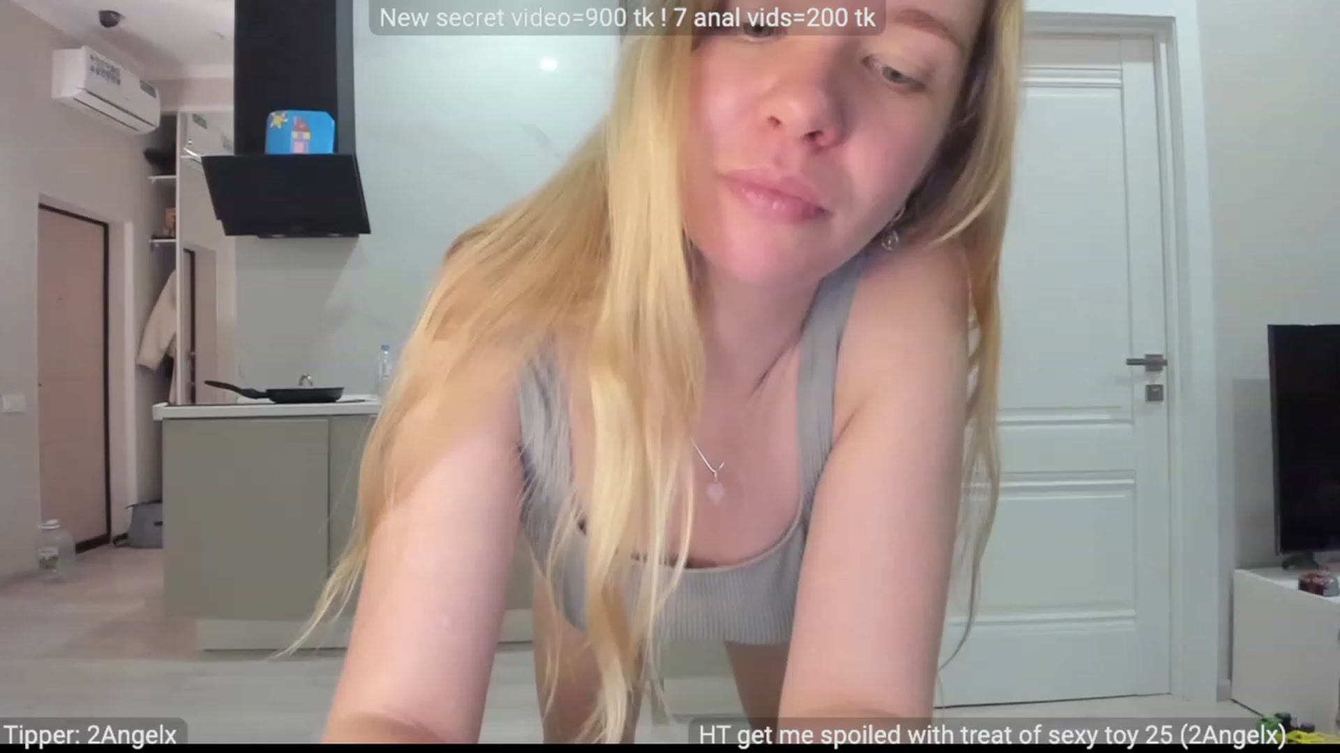 Gallery image thumbnail from WonderMama's myfreecams stream on, 01/25/2023, 21:43 image 1 of 20