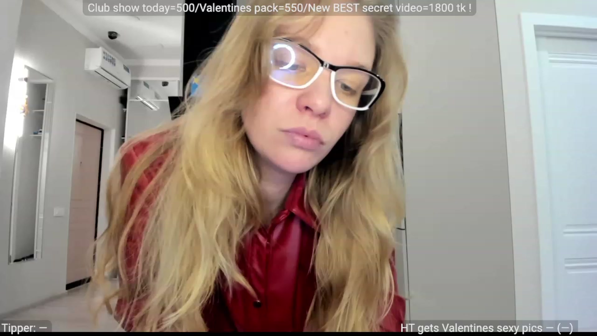 Gallery image thumbnail from WonderMama's myfreecams stream on, 02/18/2023, 16:02 image 5 of 20