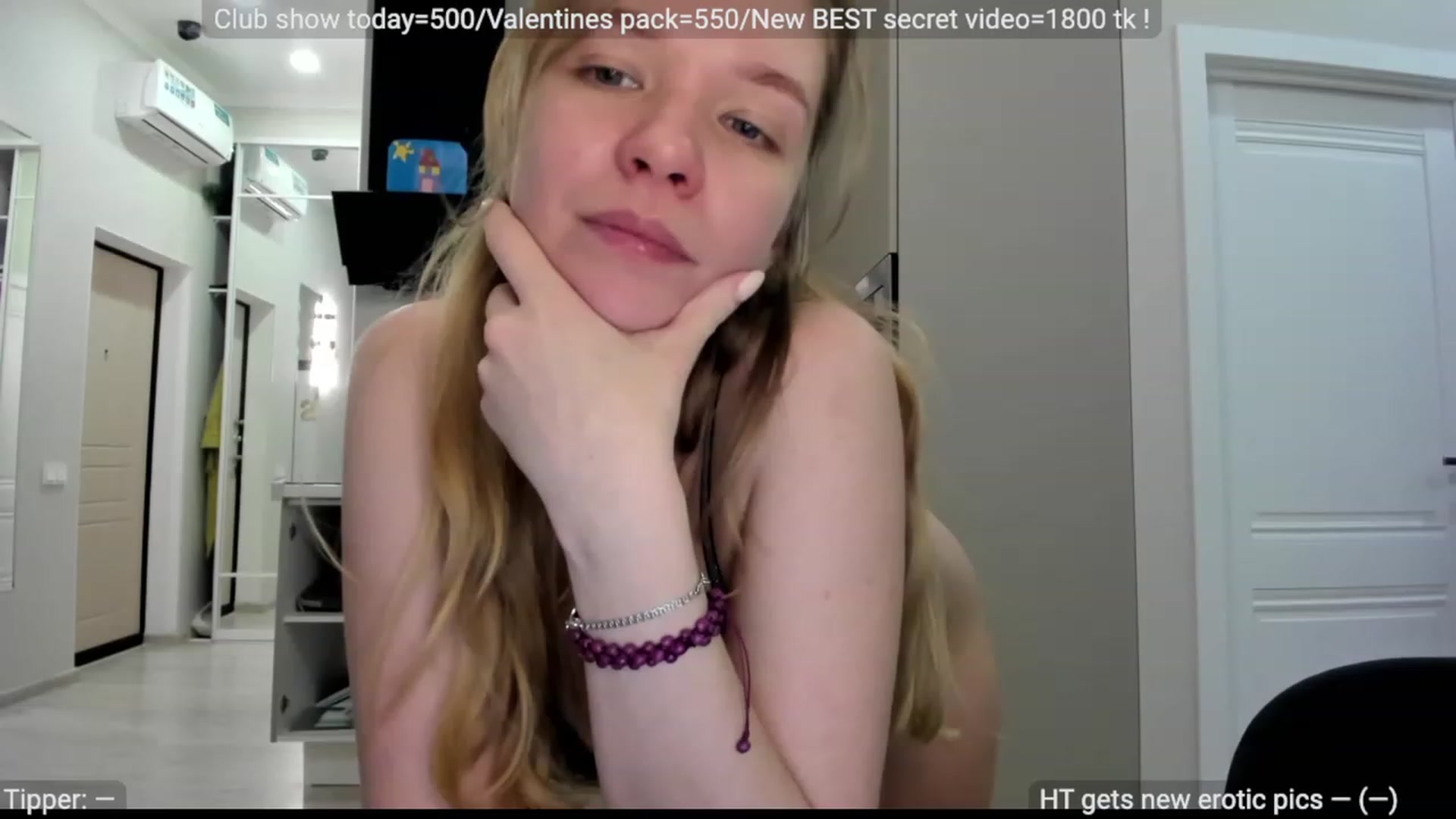 Gallery image thumbnail from WonderMama's myfreecams stream on, 02/19/2023, 21:24 image 8 of 20