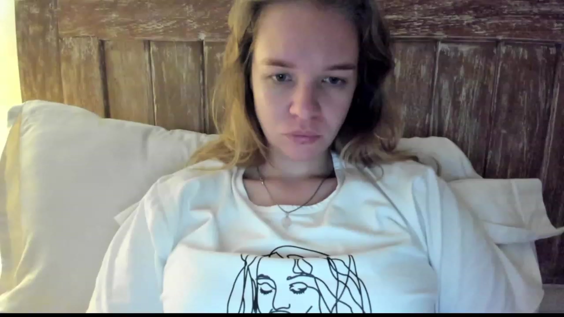 Gallery image thumbnail from WonderMama's myfreecams stream on, 03/10/2023, 08:42 image 7 of 20