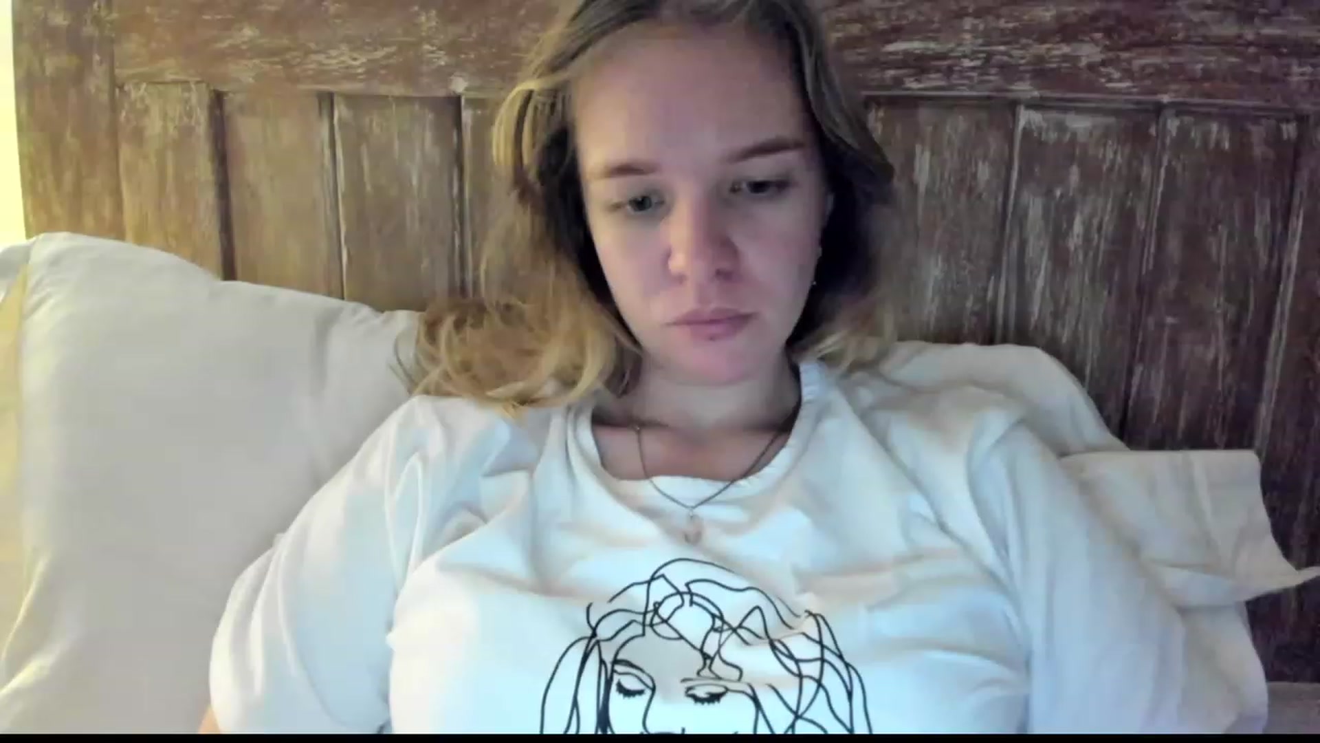 Gallery image thumbnail from WonderMama's myfreecams stream on, 03/10/2023, 08:42 image 5 of 20