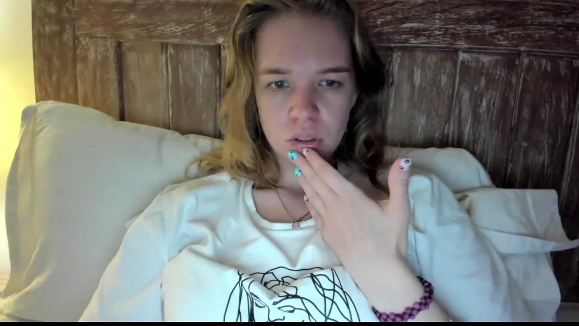 Gallery image thumbnail from WonderMama's myfreecams stream on, 03/10/2023, 08:42 image 14 of 20