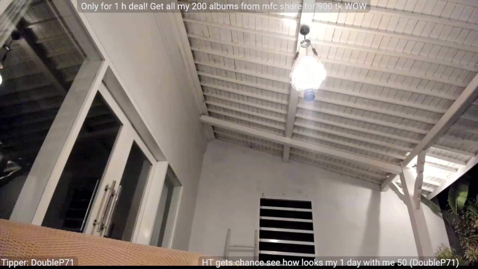 Gallery image thumbnail from WonderMama's myfreecams stream on, 04/03/2023, 16:03 image 10 of 20