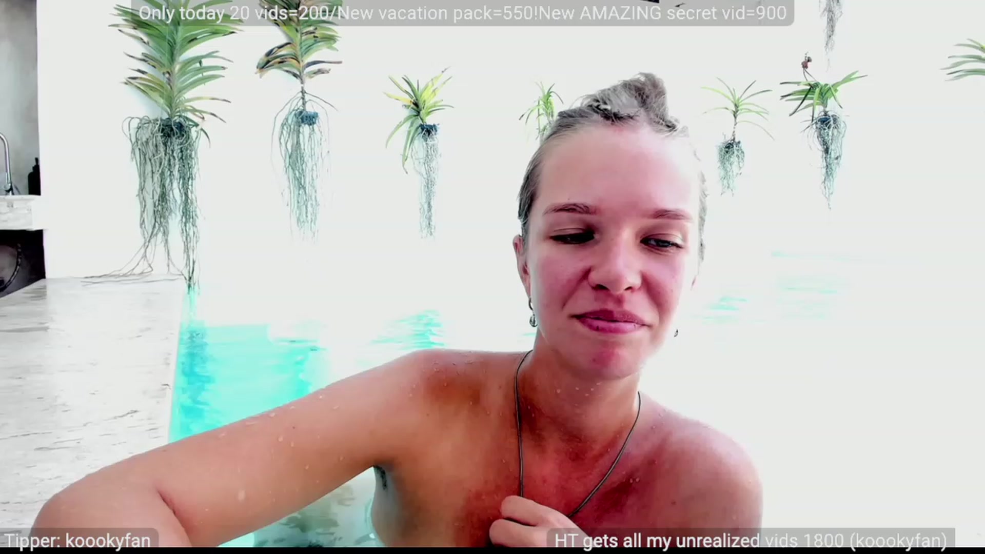 Gallery image thumbnail from WonderMama's myfreecams stream on, 05/19/2023, 06:40 image 14 of 20