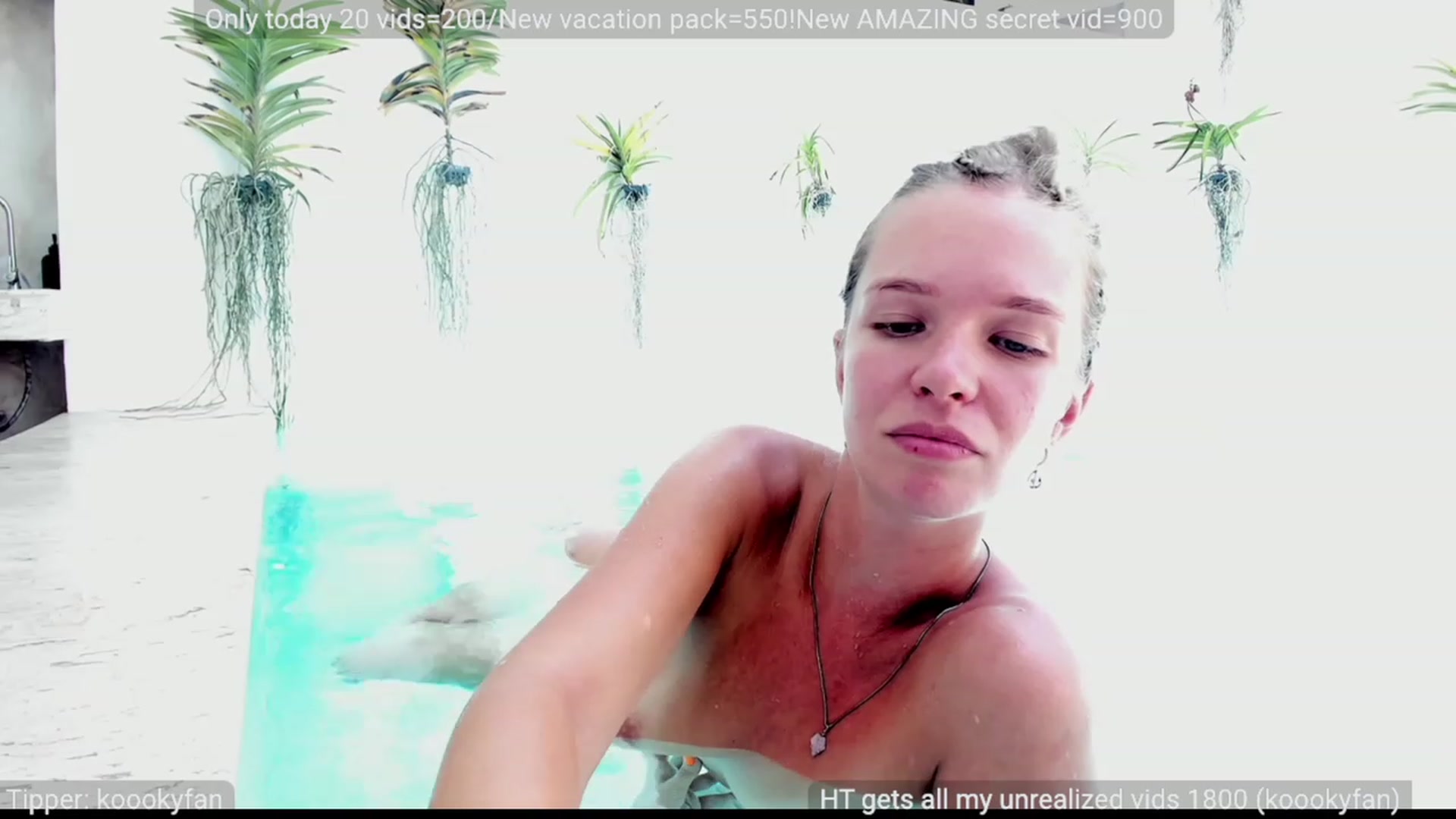 Gallery image thumbnail from WonderMama's myfreecams stream on, 05/19/2023, 06:40 image 9 of 20