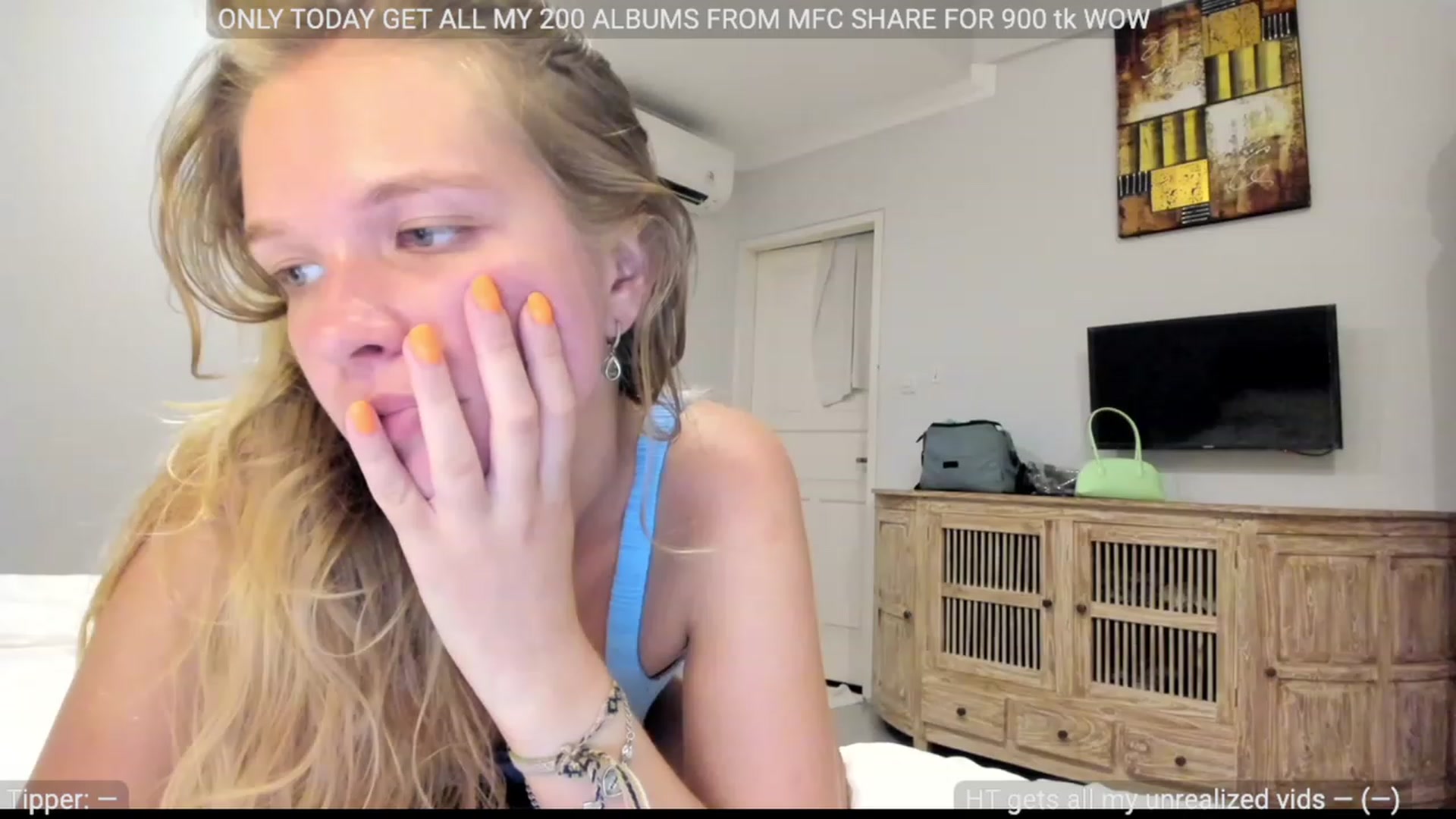 Gallery image thumbnail from WonderMama's myfreecams stream on, 06/01/2023, 08:09 image 5 of 20
