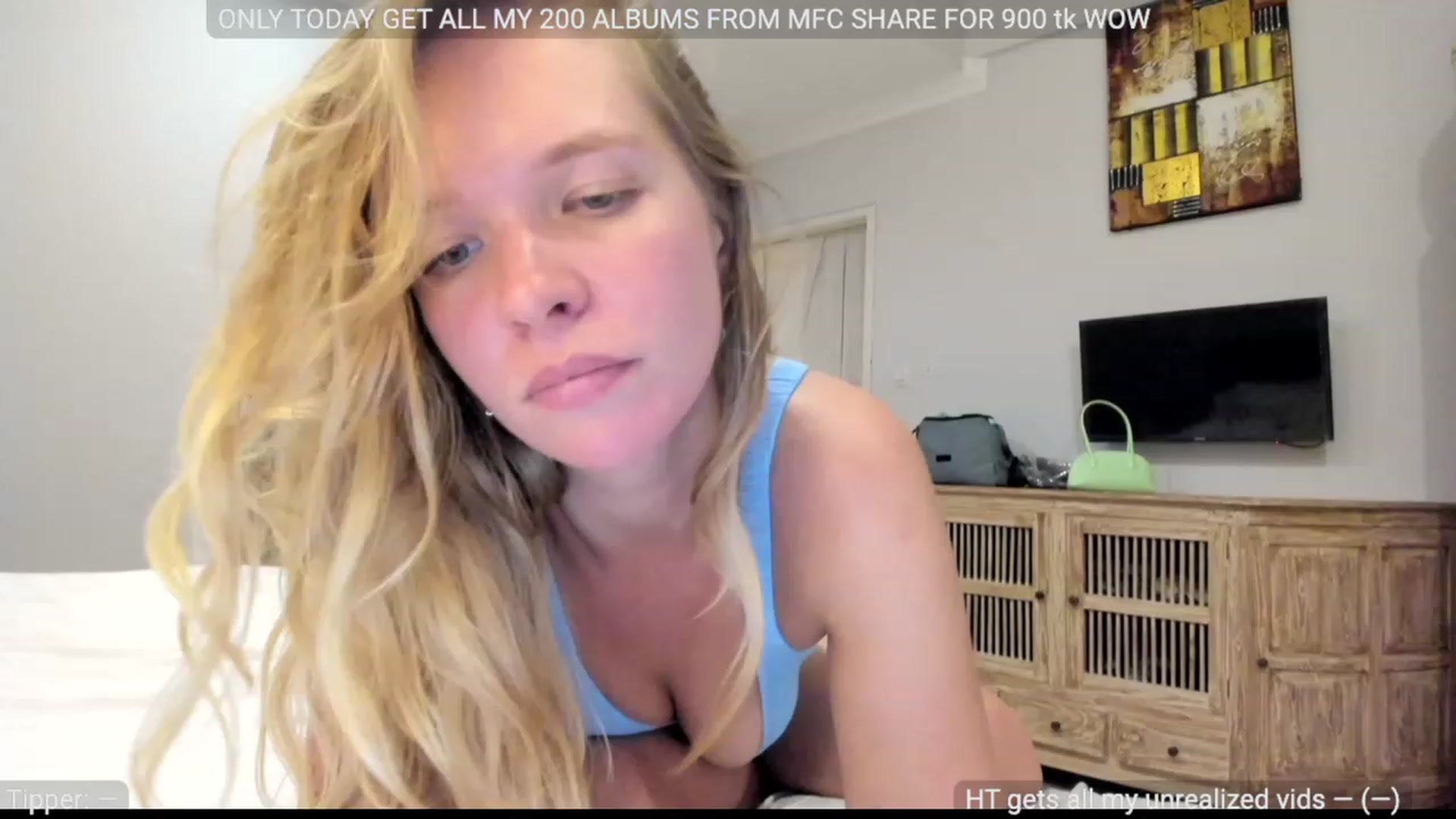 Gallery image thumbnail from WonderMama's myfreecams stream on, 06/01/2023, 08:09 image 10 of 20