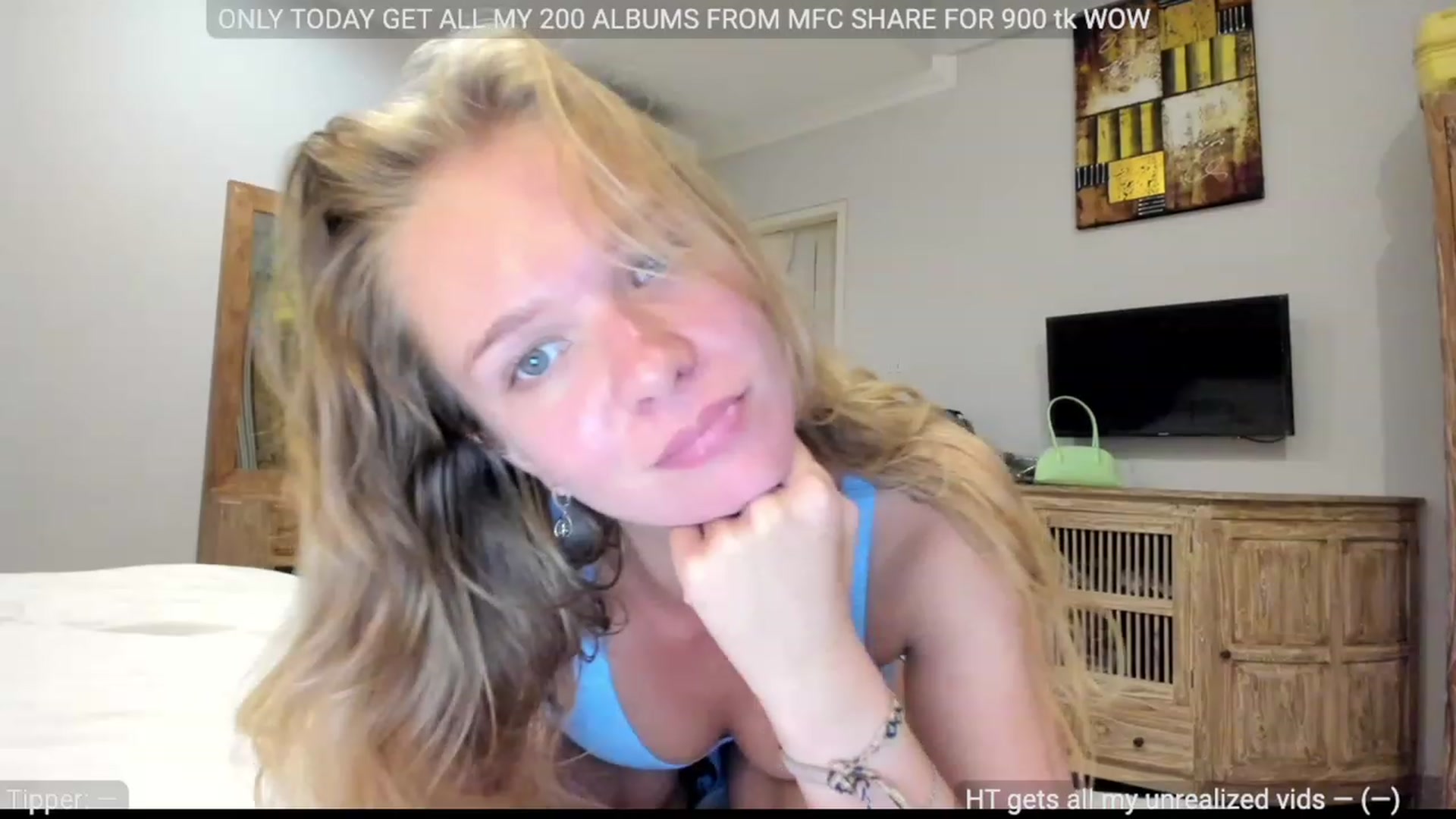 Gallery image thumbnail from WonderMama's myfreecams stream on, 06/01/2023, 08:09 image 18 of 20