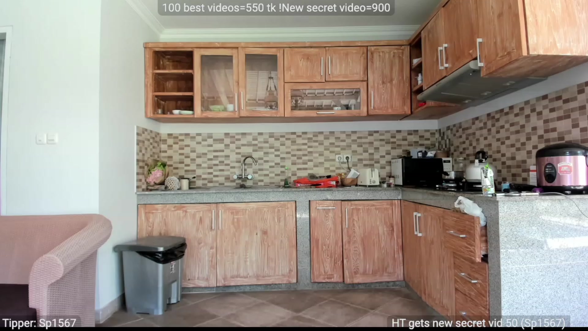 Gallery image thumbnail from WonderMama's myfreecams stream on, 06/03/2023, 06:44 image 5 of 20
