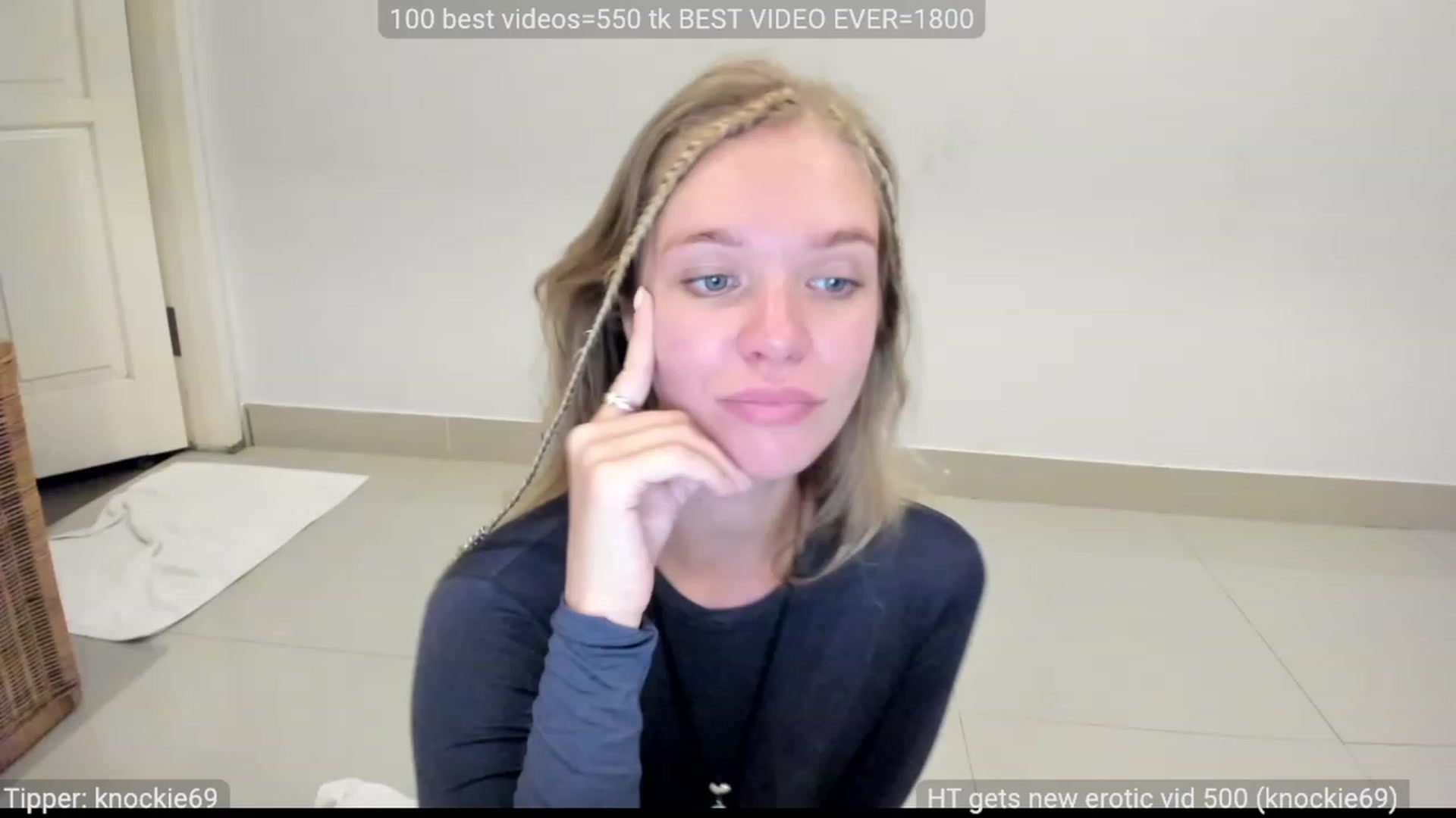 Gallery image thumbnail from WonderMama's myfreecams stream on, 06/20/2023, 17:24 image 5 of 20