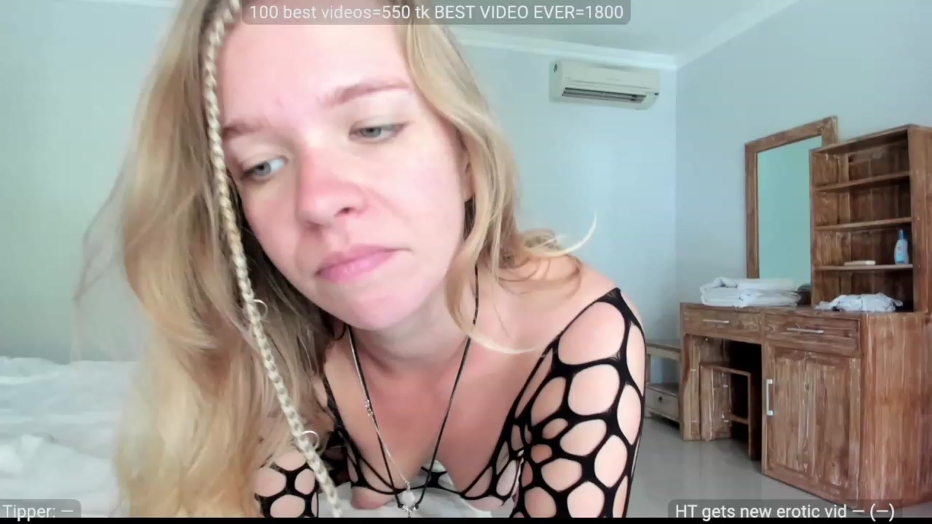 Gallery image thumbnail from WonderMama's myfreecams stream on, 06/24/2023, 07:12 image 6 of 20