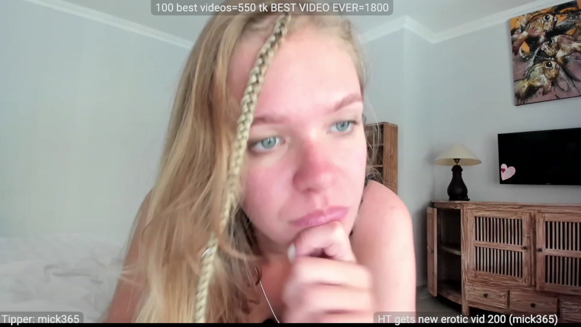 Gallery image thumbnail from WonderMama's myfreecams stream on, 06/26/2023, 07:02 image 13 of 20
