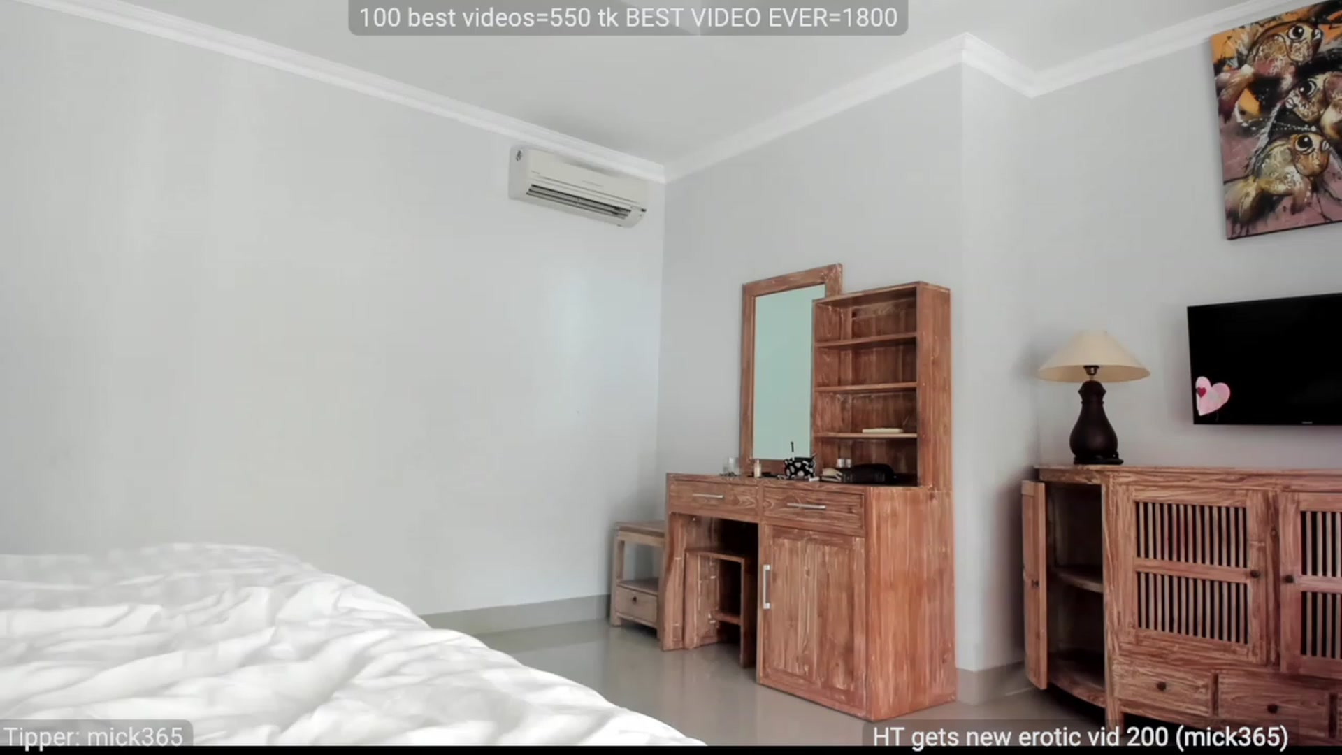 Gallery image thumbnail from WonderMama's myfreecams stream on, 06/26/2023, 07:02 image 4 of 20