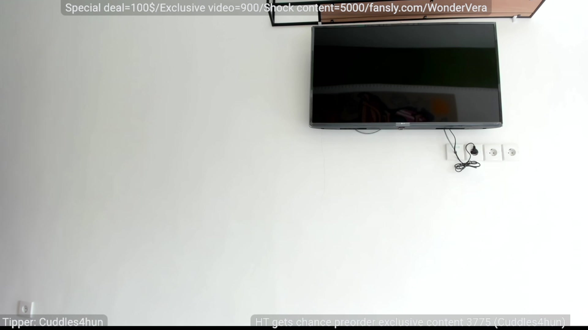 Gallery image thumbnail from WonderMama's myfreecams stream on, 08/06/2023, 08:13 image 8 of 20