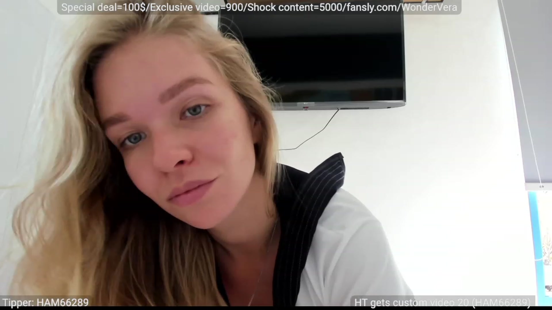Gallery image thumbnail from WonderMama's myfreecams stream on, 08/08/2023, 04:49 image 2 of 20