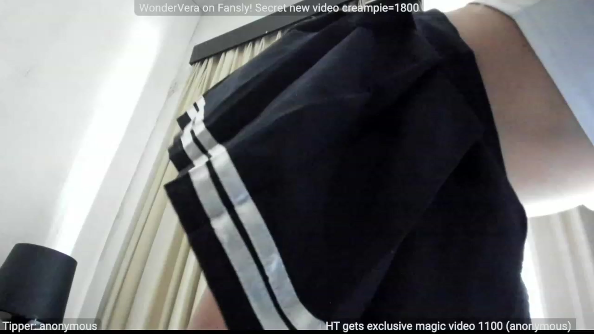 Gallery image thumbnail from WonderMama's myfreecams stream on, 08/18/2023, 04:25 image 14 of 20