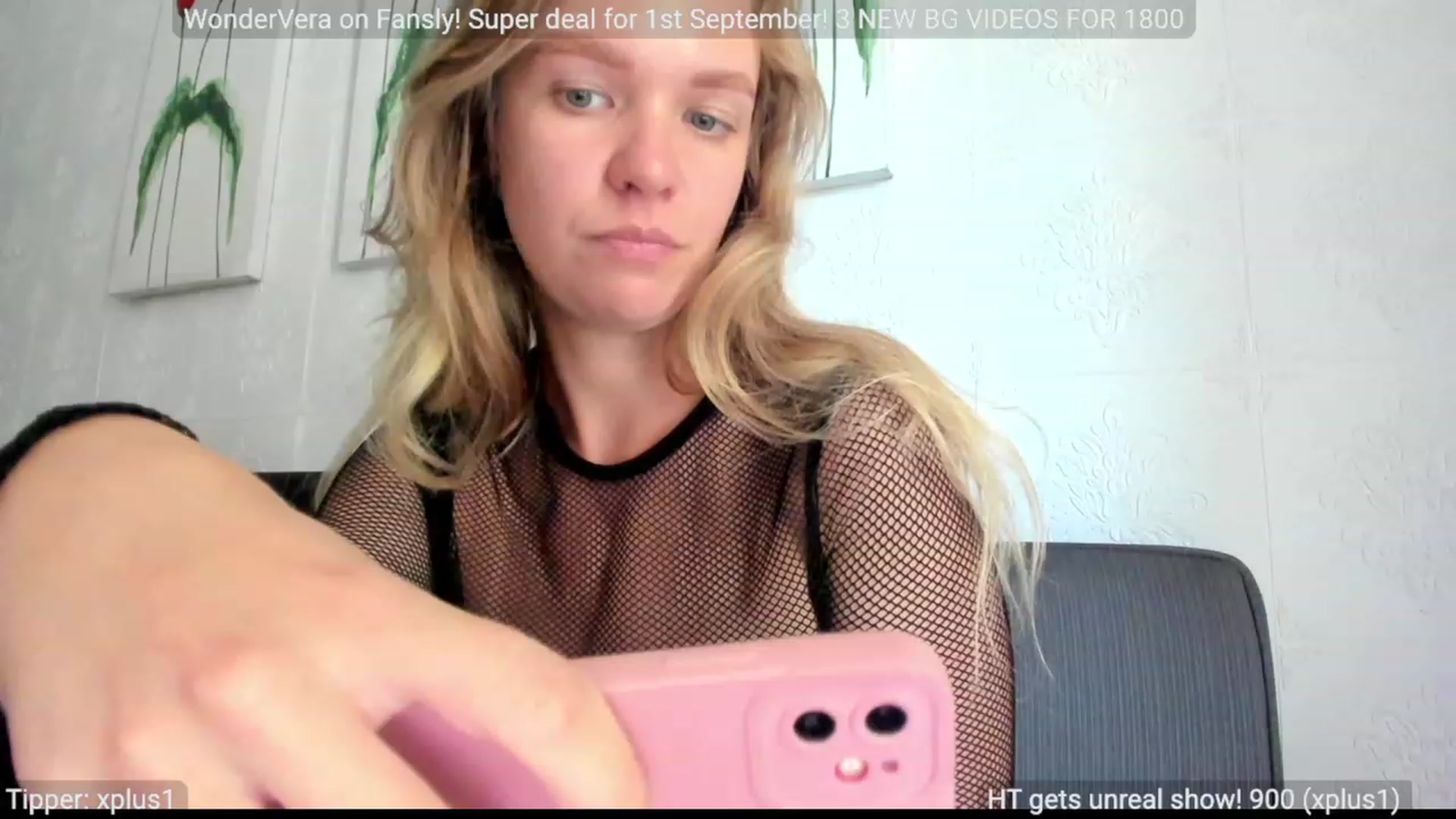 Gallery image thumbnail from WonderMama's myfreecams stream on, 09/01/2023, 06:04 image 8 of 20