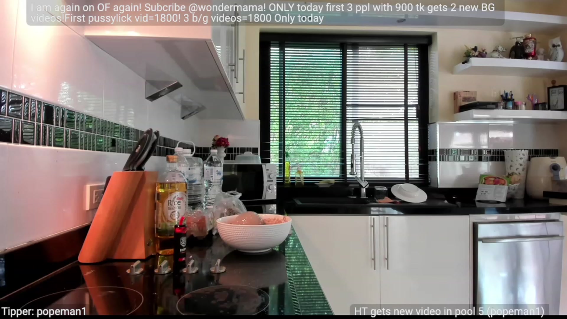 Gallery image thumbnail from WonderMilf's myfreecams stream on, 10/16/2023, 07:29 image 19 of 20