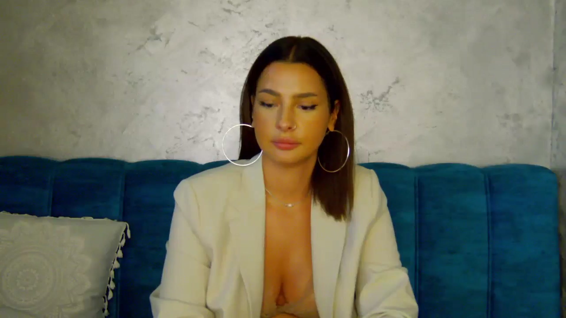 Gallery image thumbnail from WonderWomann's myfreecams stream on, 09/05/2025, 19:03 image 4 of 20