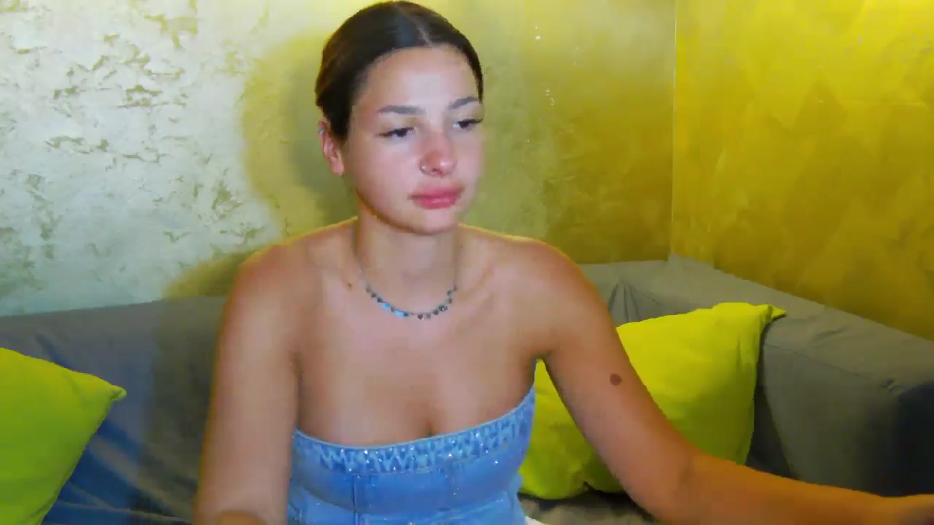 Gallery image thumbnail from WonderWomann's myfreecams stream on, 09/07/2025, 18:29 image 9 of 20