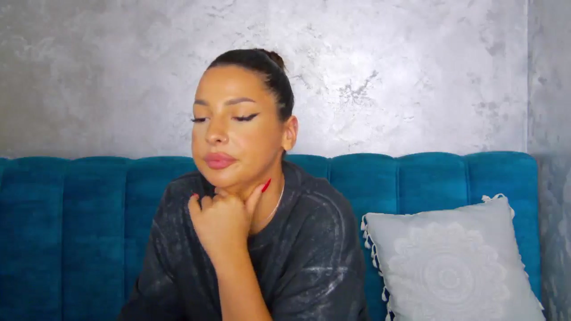 Gallery image thumbnail from WonderWomann's myfreecams stream on, 09/17/2025, 15:22 image 13 of 20