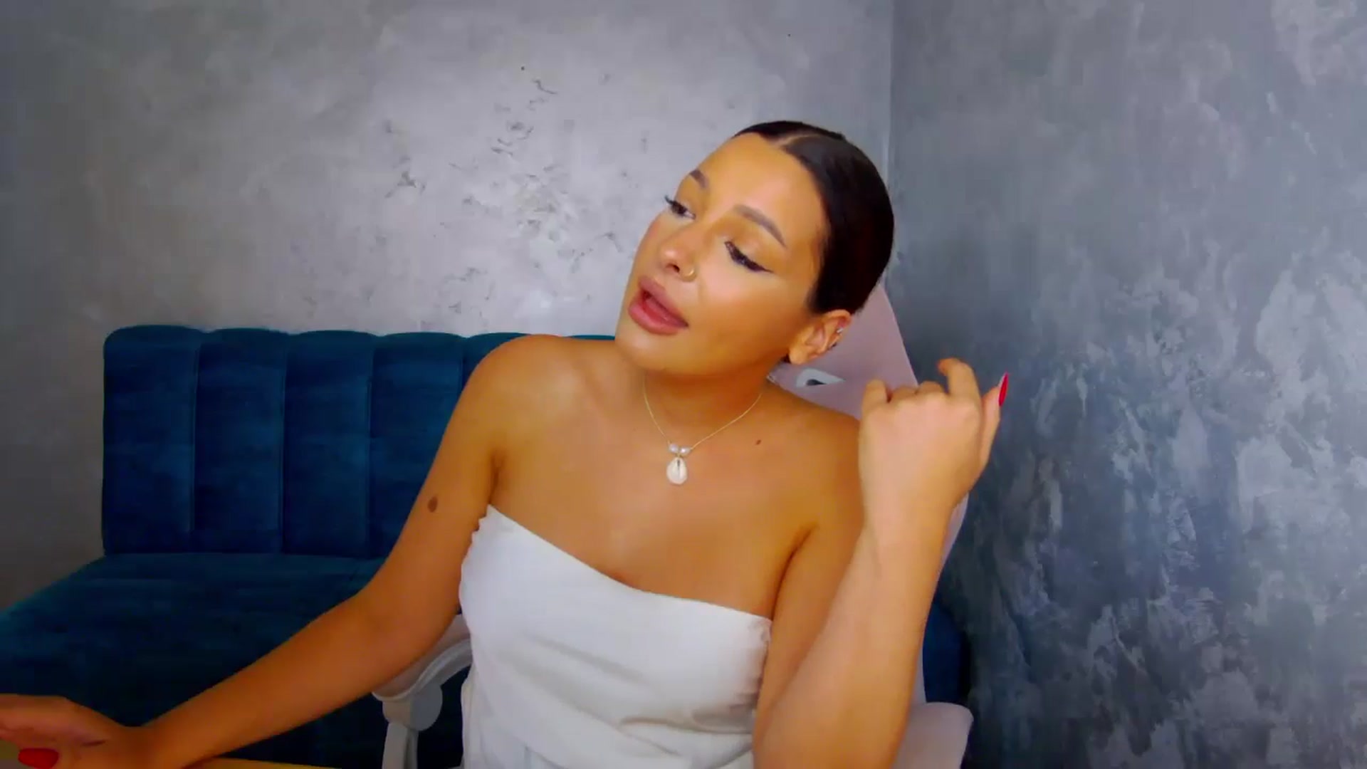 Gallery image thumbnail from WonderWomann's myfreecams stream on, 09/18/2025, 16:26 image 4 of 20