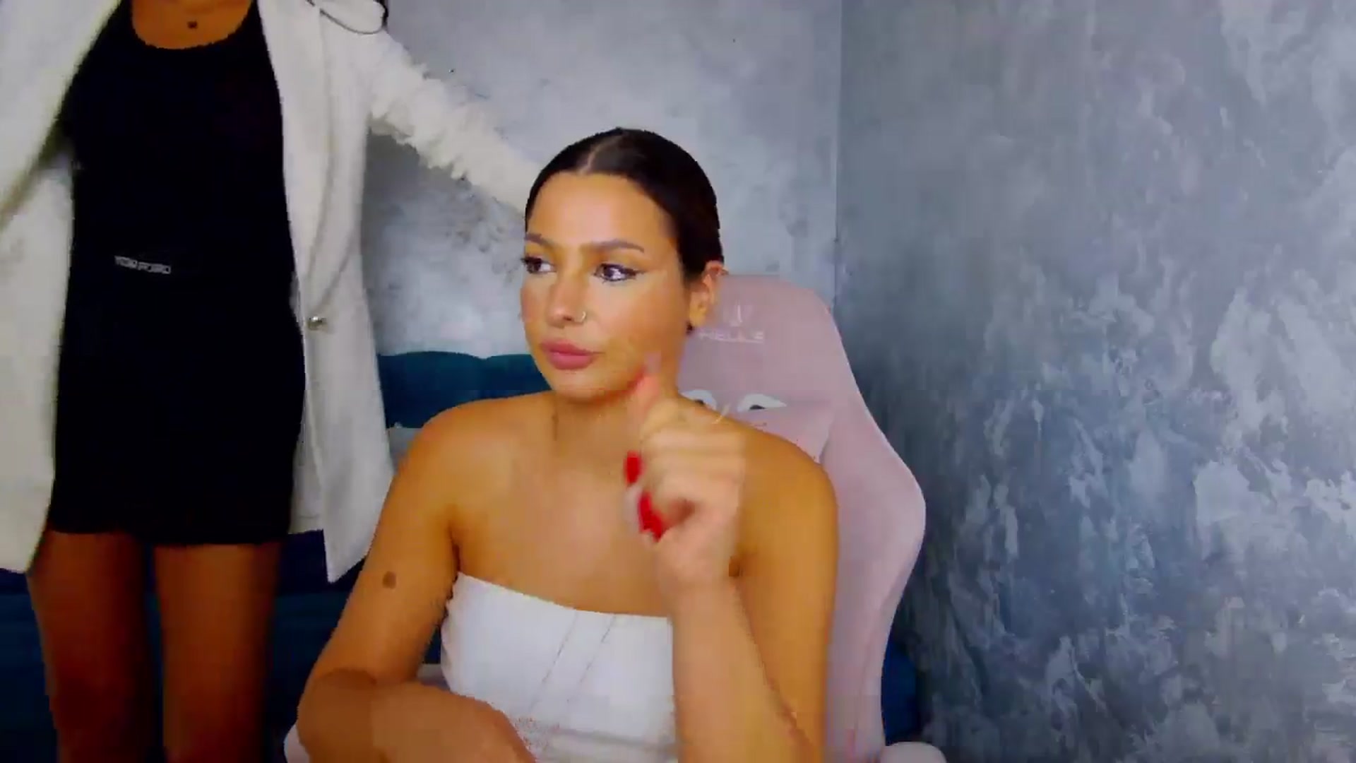 Gallery image thumbnail from WonderWomann's myfreecams stream on, 09/18/2025, 18:03 image 2 of 20