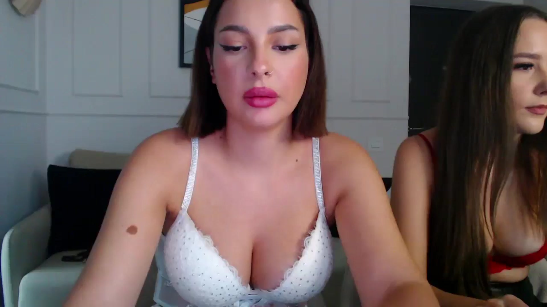 Gallery image thumbnail from WonderWomann's myfreecams stream on, 09/27/2025, 15:00 image 1 of 20