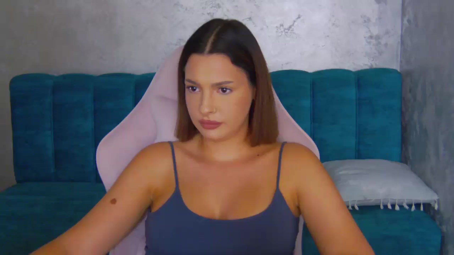 Gallery image thumbnail from WonderWomann's myfreecams stream on, 09/28/2025, 16:08 image 8 of 20