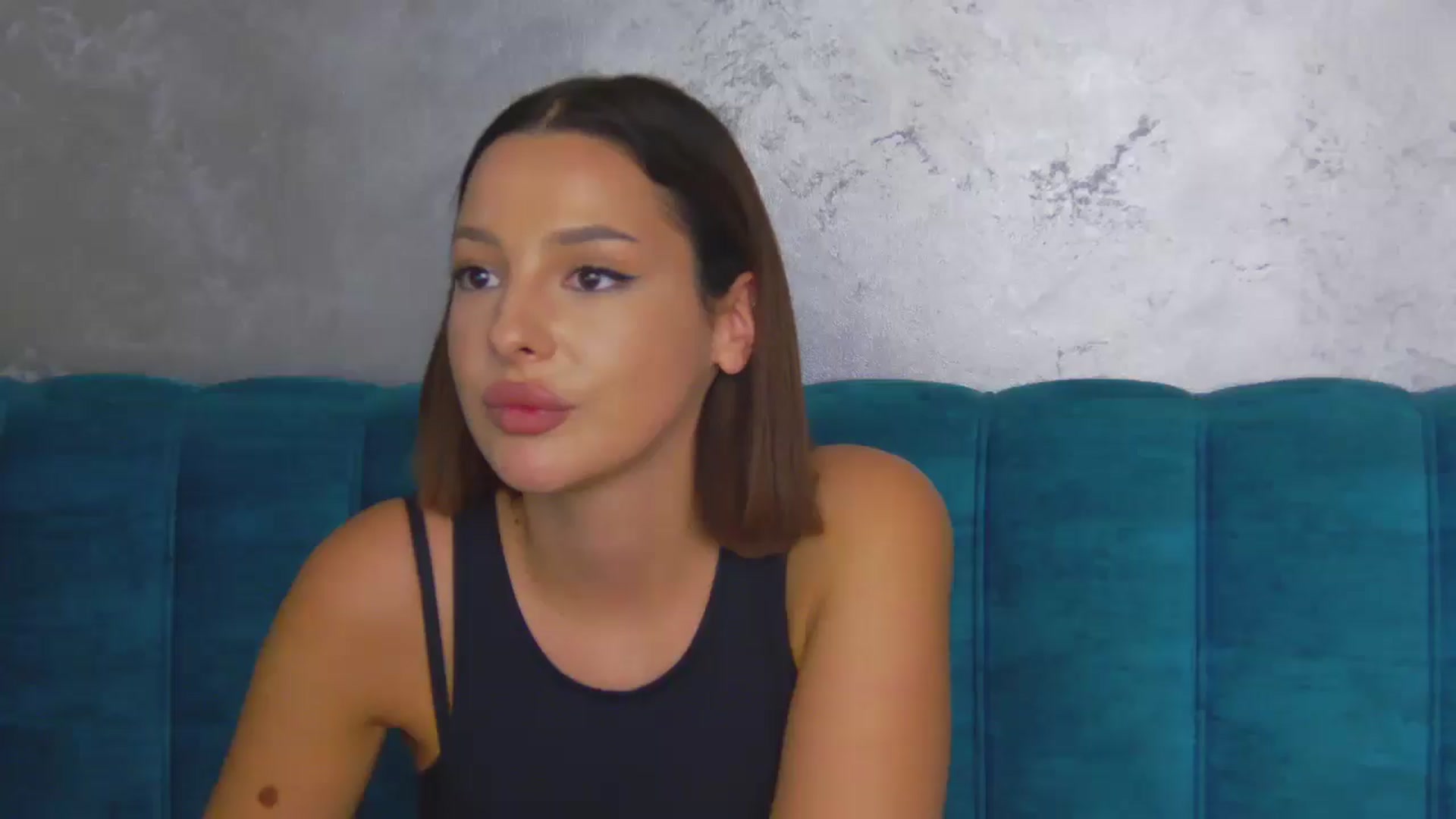 Gallery image thumbnail from WonderWomann's myfreecams stream on, 09/30/2025, 19:01 image 16 of 20