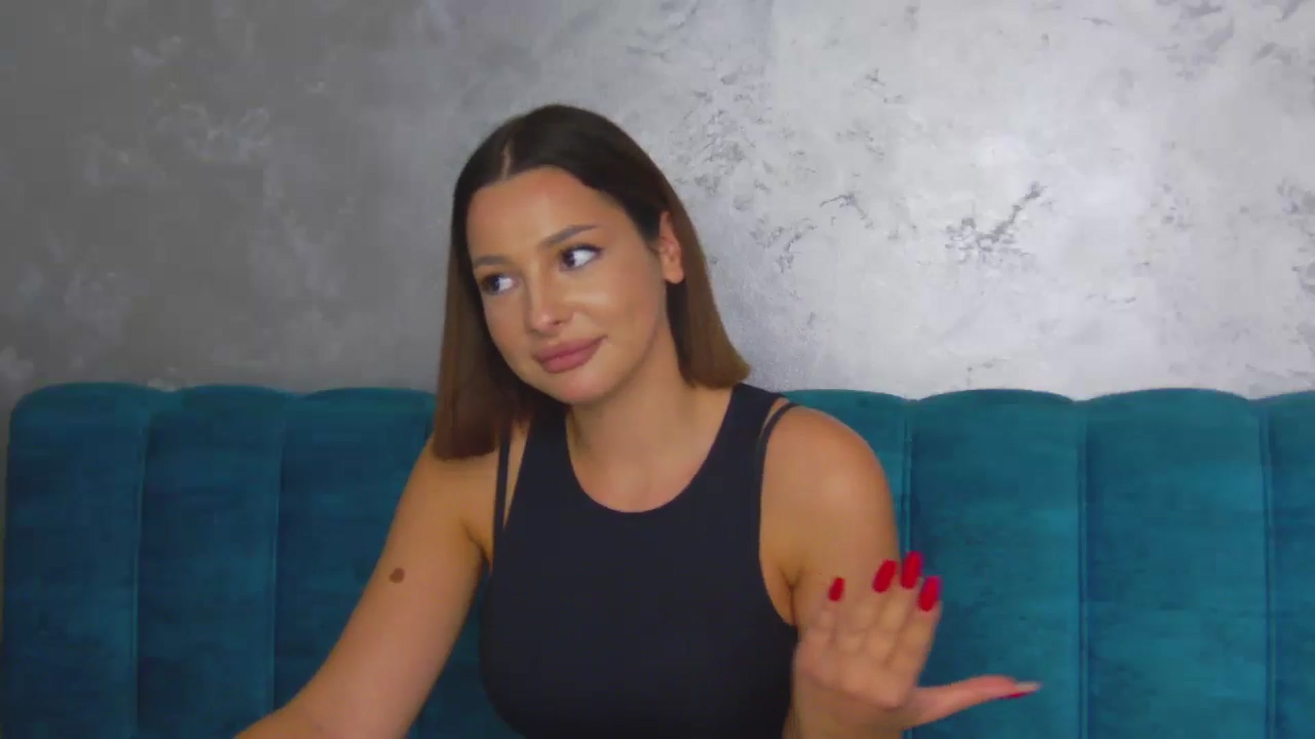 Gallery image thumbnail from WonderWomann's myfreecams stream on, 09/30/2025, 19:01 image 6 of 20