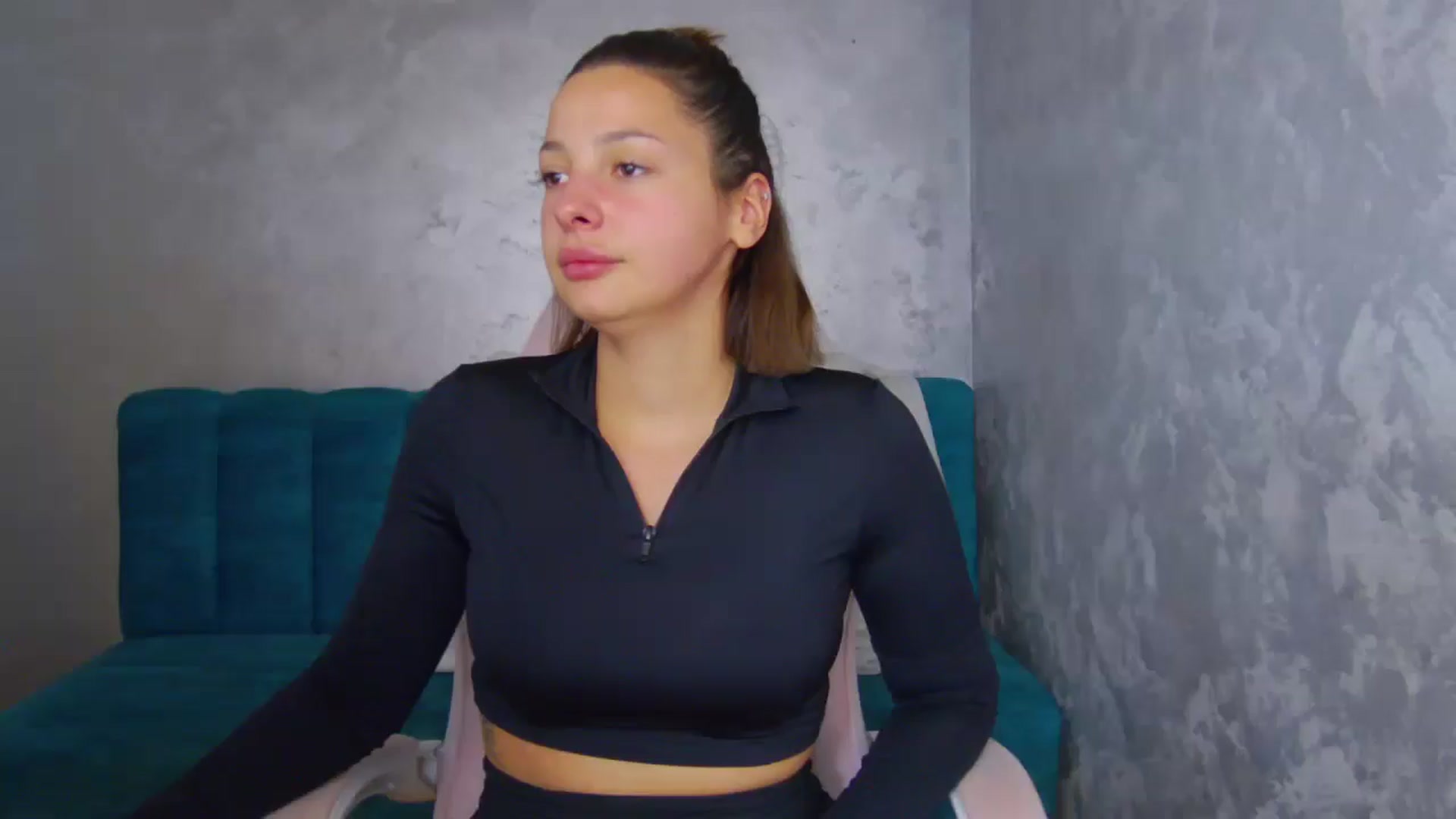Gallery image thumbnail from WonderWomann's myfreecams stream on, 10/02/2025, 18:55 image 17 of 20