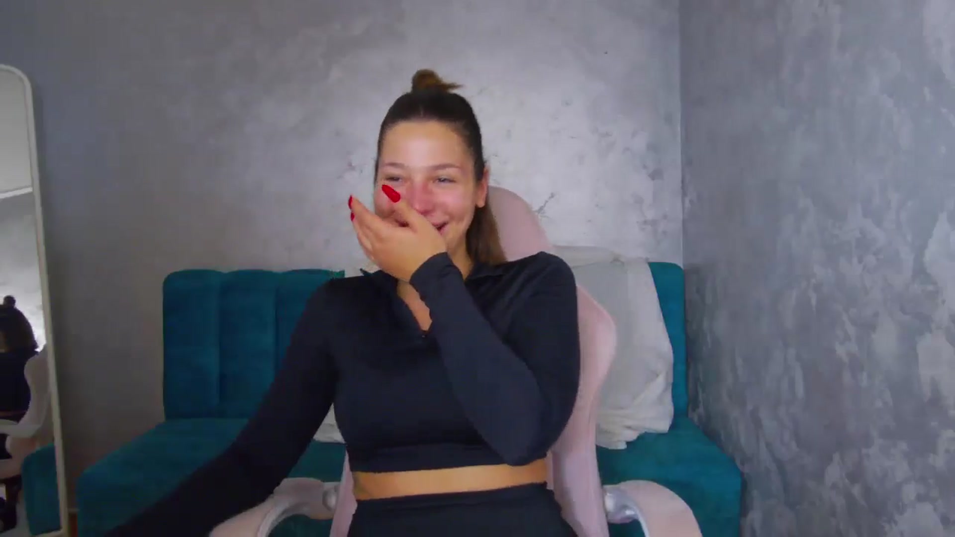 Gallery image thumbnail from WonderWomann's myfreecams stream on, 10/02/2025, 19:18 image 4 of 20