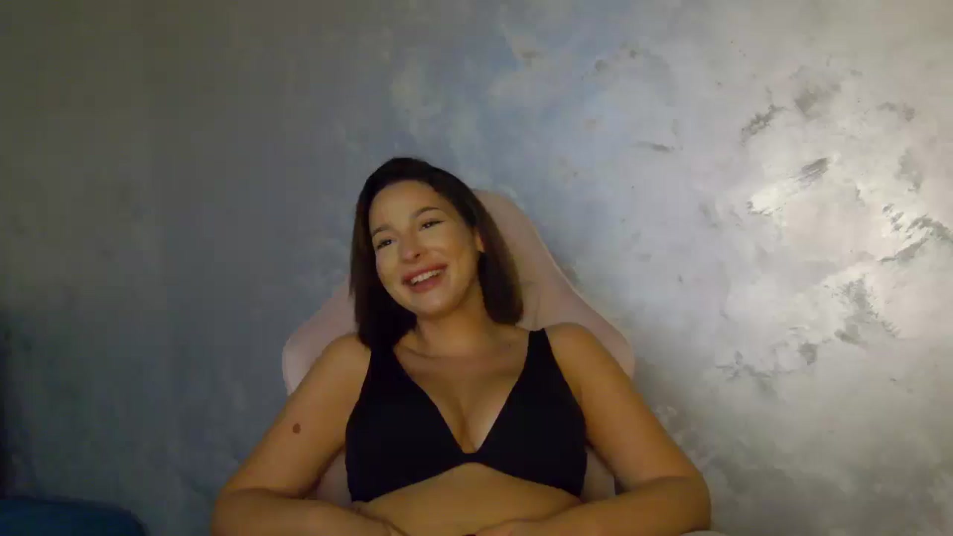 Gallery image thumbnail from WonderWomann's myfreecams stream on, 10/07/2025, 15:09 image 20 of 20
