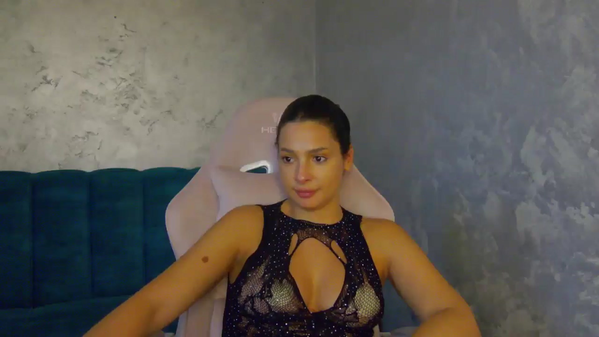 Gallery image thumbnail from WonderWomann's myfreecams stream on, 10/09/2025, 19:08 image 18 of 20