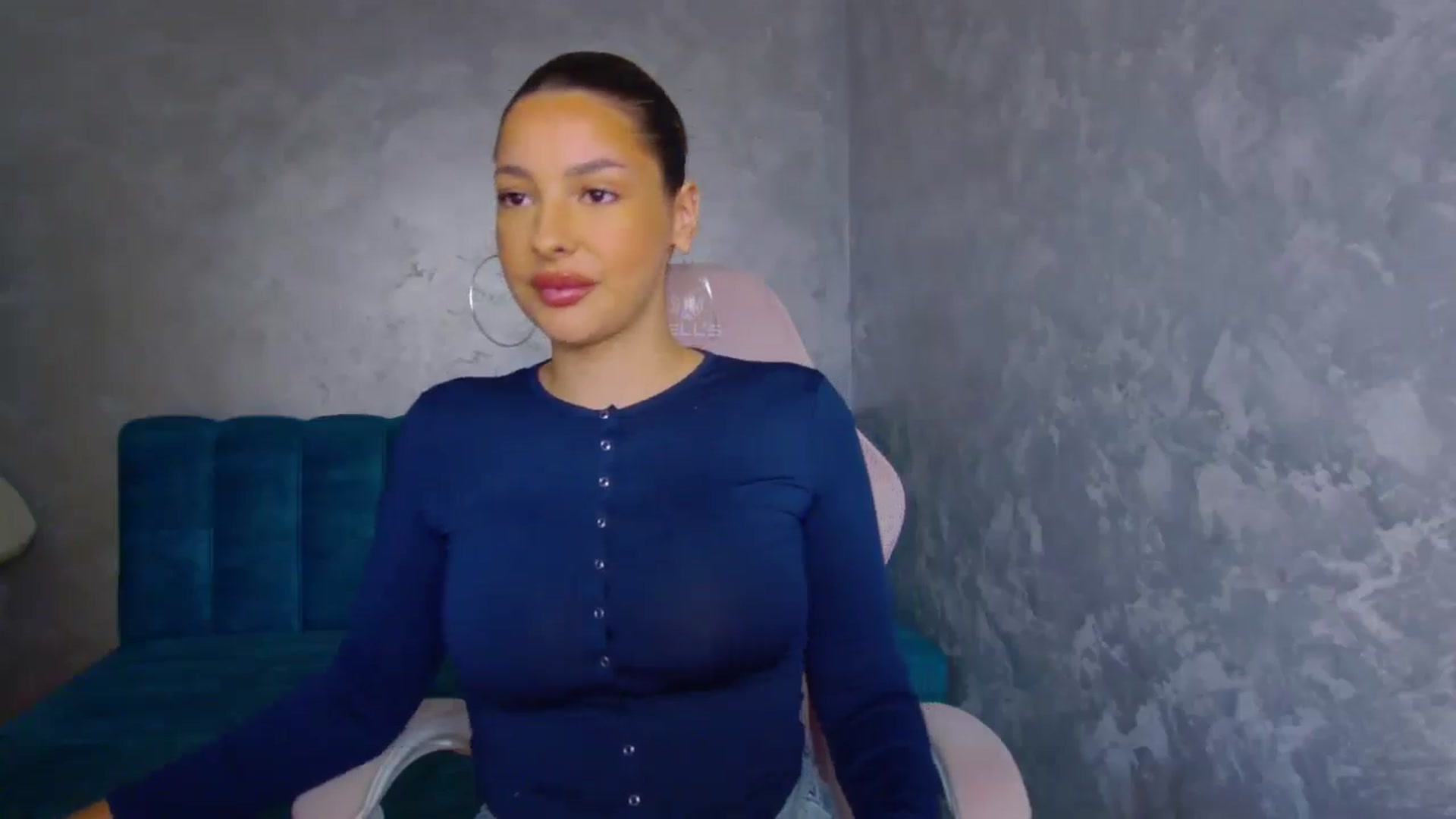 Gallery image thumbnail from WonderWomann's myfreecams stream on, 10/14/2025, 12:58 image 19 of 20