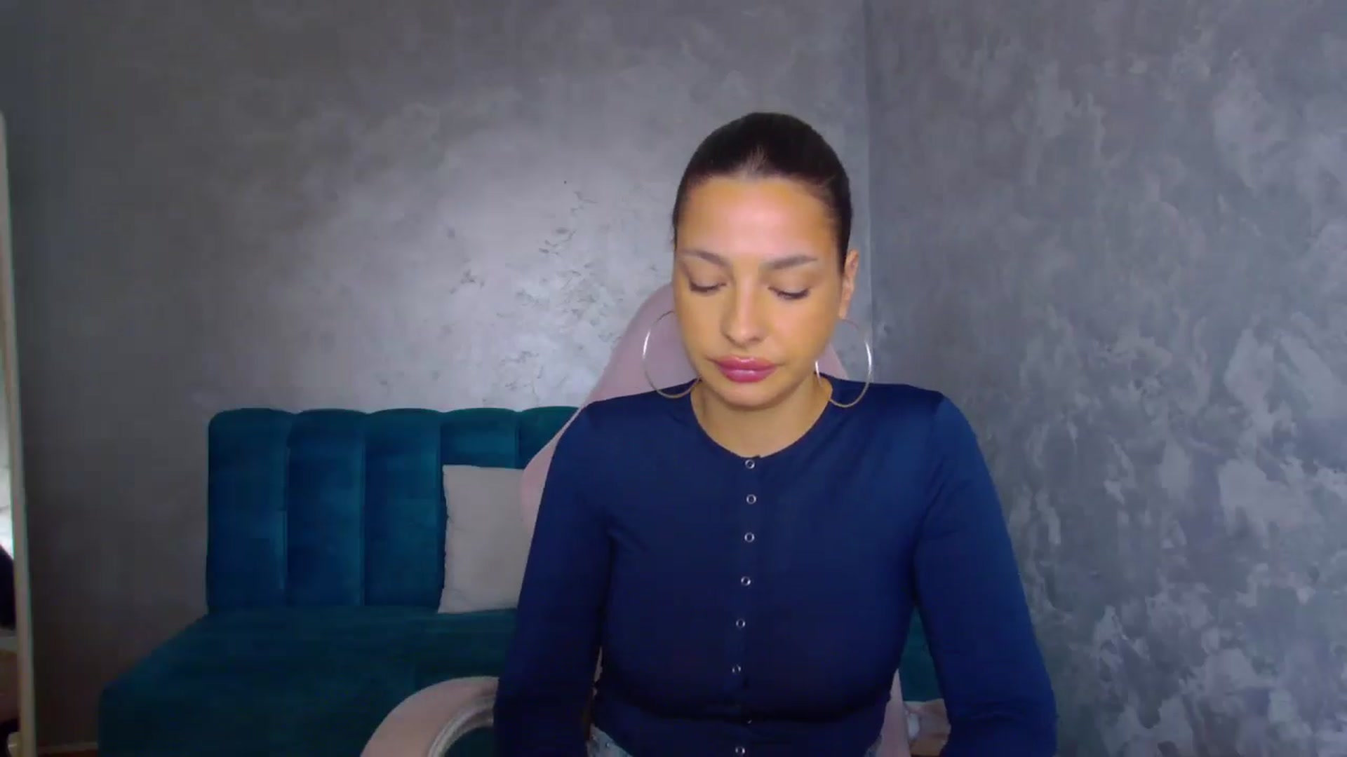 Gallery image thumbnail from WonderWomann's myfreecams stream on, 10/14/2025, 20:02 image 2 of 20