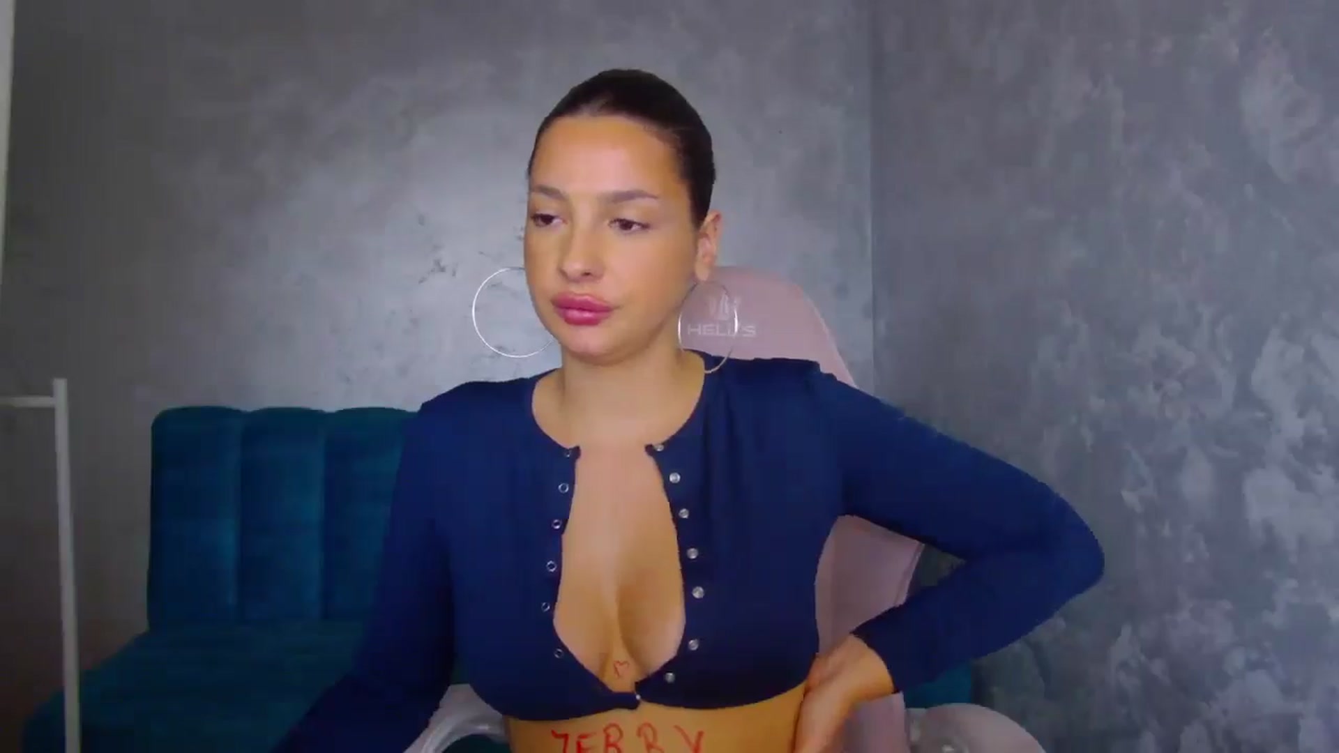 Gallery image thumbnail from WonderWomann's myfreecams stream on, 10/14/2025, 20:02 image 12 of 20