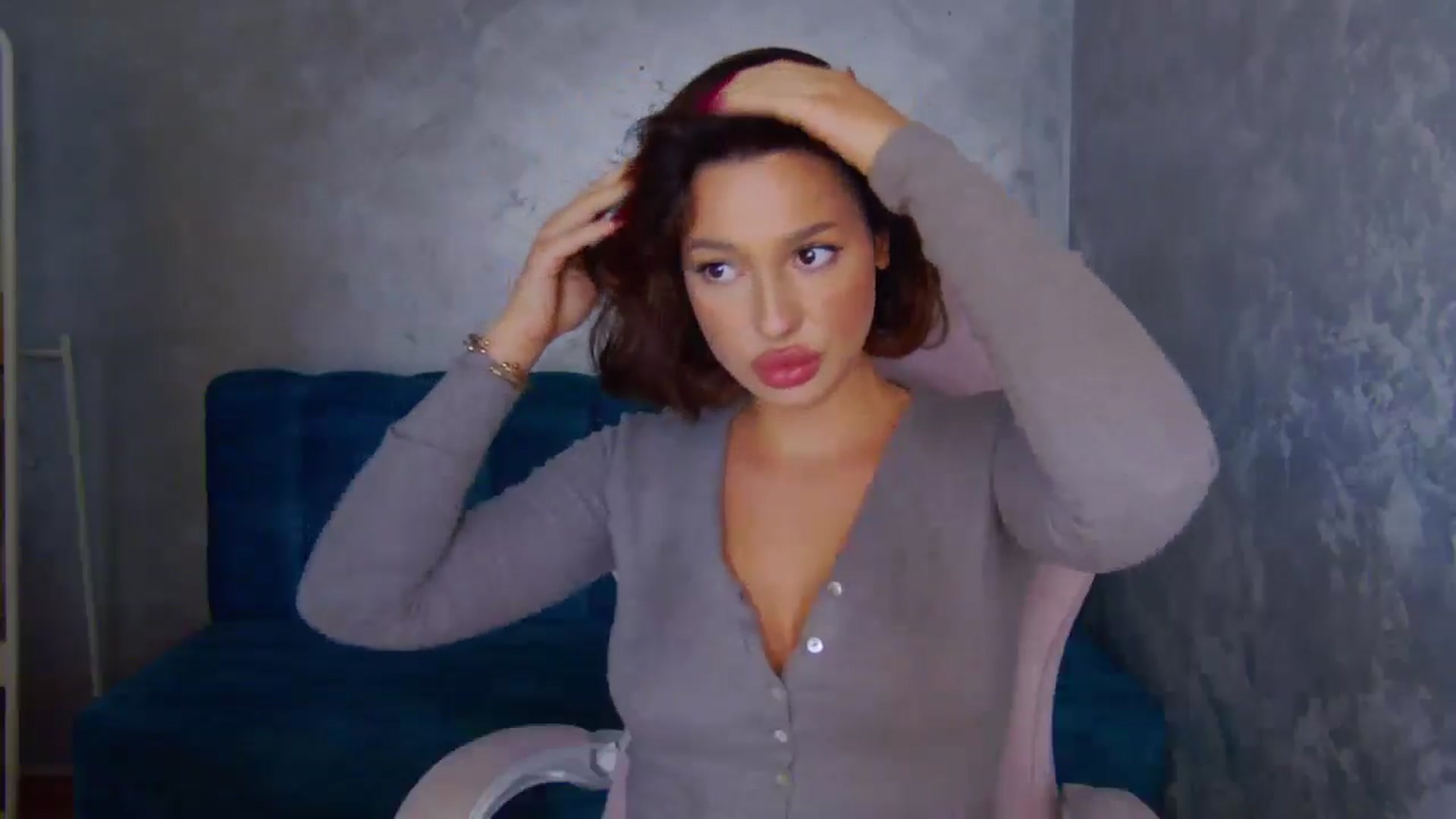 Gallery image thumbnail from WonderWomann's myfreecams stream on, 10/15/2025, 14:36 image 6 of 20