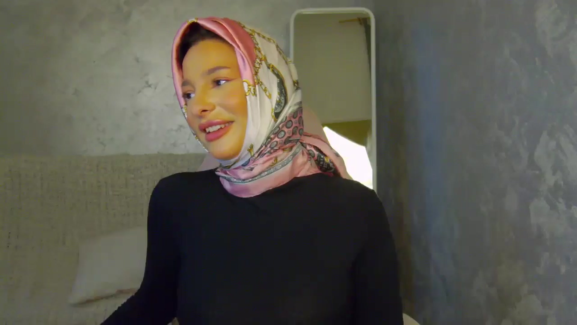 Gallery image thumbnail from WonderWomann's myfreecams stream on, 10/16/2025, 19:03 image 19 of 20