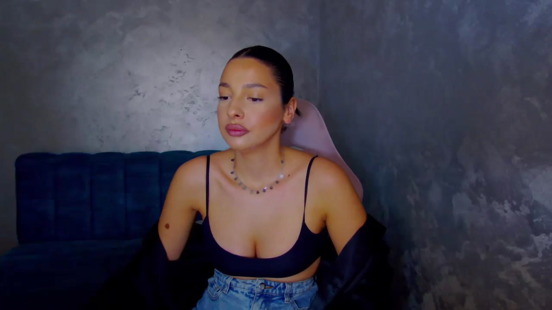 Gallery image thumbnail from WonderWomann's myfreecams stream on, 10/21/2025, 13:26 image 2 of 20