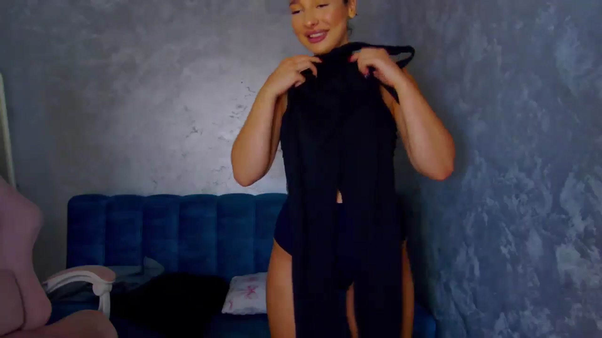 Gallery image thumbnail from WonderWomann's myfreecams stream on, 10/21/2025, 13:56 image 9 of 20
