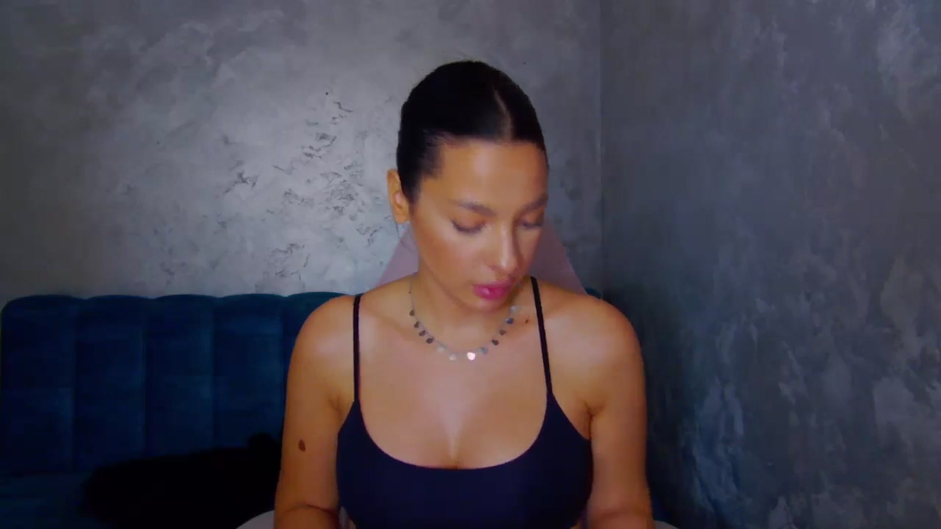 Gallery image thumbnail from WonderWomann's myfreecams stream on, 10/21/2025, 14:59 image 8 of 20