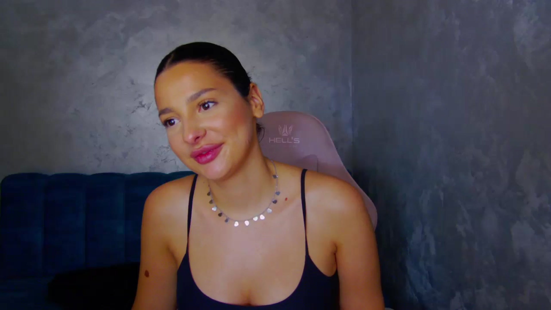 Gallery image thumbnail from WonderWomann's myfreecams stream on, 10/21/2025, 14:59 image 16 of 20