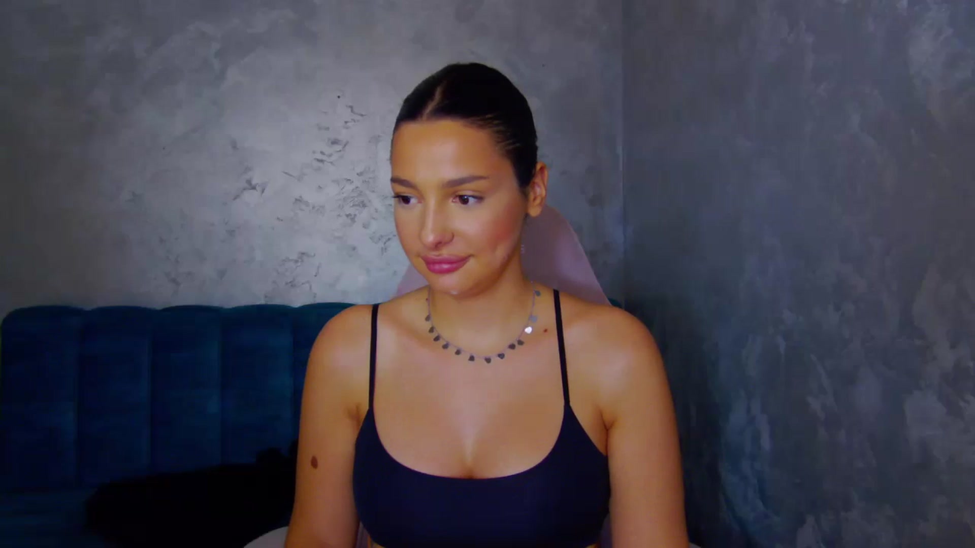 Gallery image thumbnail from WonderWomann's myfreecams stream on, 10/21/2025, 14:59 image 5 of 20