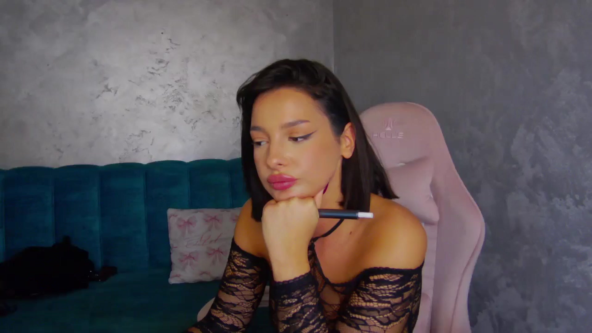 Gallery image thumbnail from WonderWomann's myfreecams stream on, 10/24/2025, 19:04 image 1 of 20