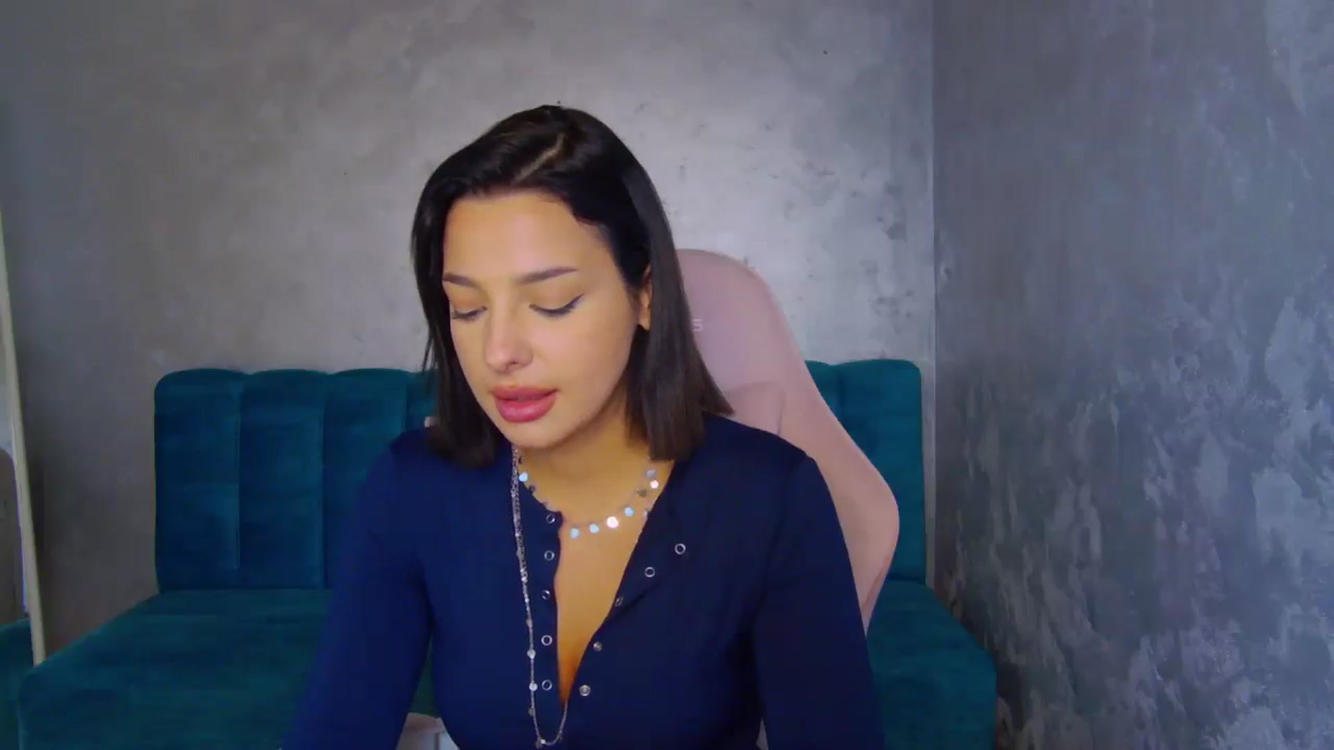 Gallery image thumbnail from WonderWomann's myfreecams stream on, 10/27/2025, 16:01 image 14 of 20