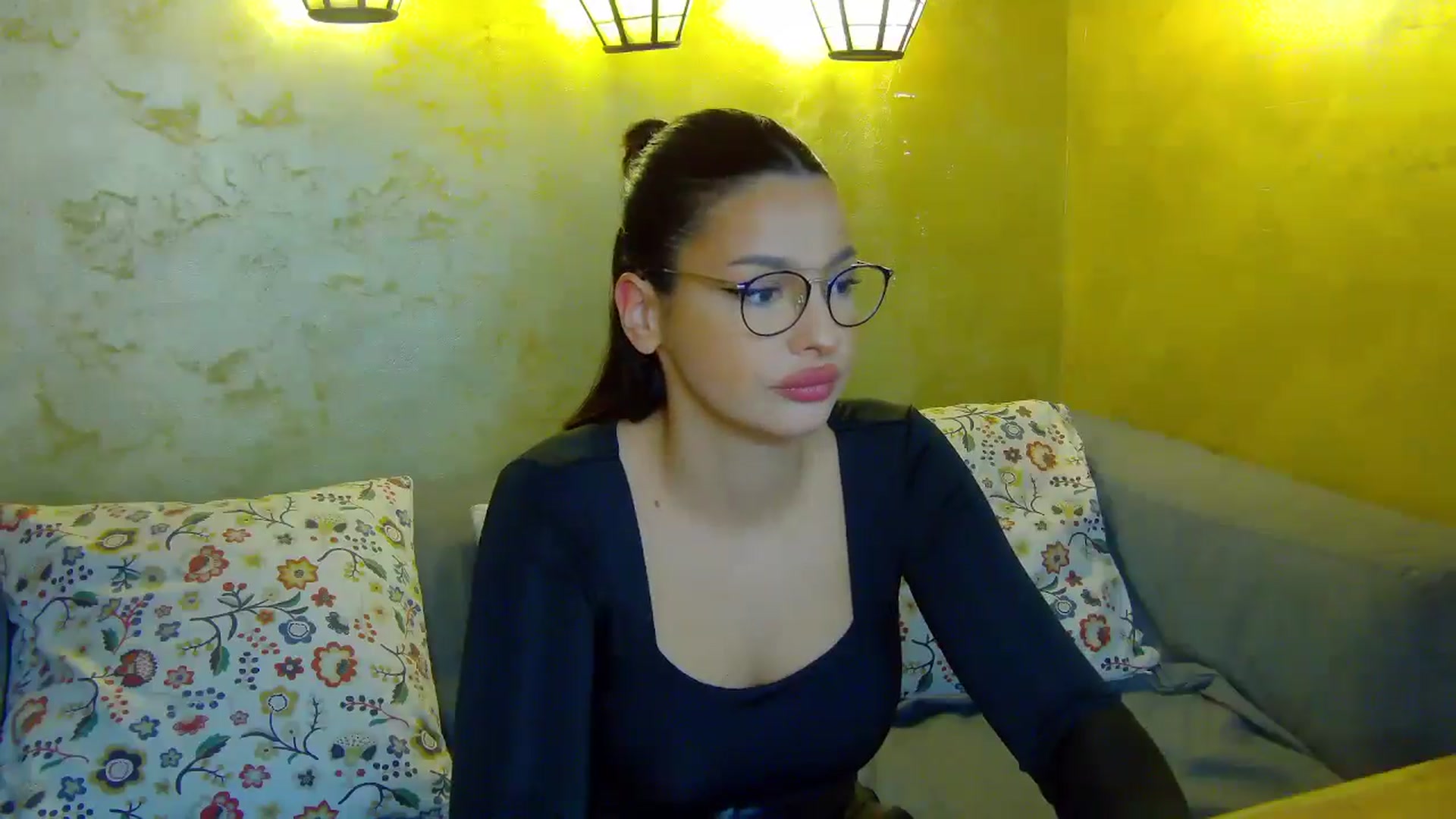 Gallery image thumbnail from WonderWomann's myfreecams stream on, 10/28/2025, 14:06 image 4 of 20